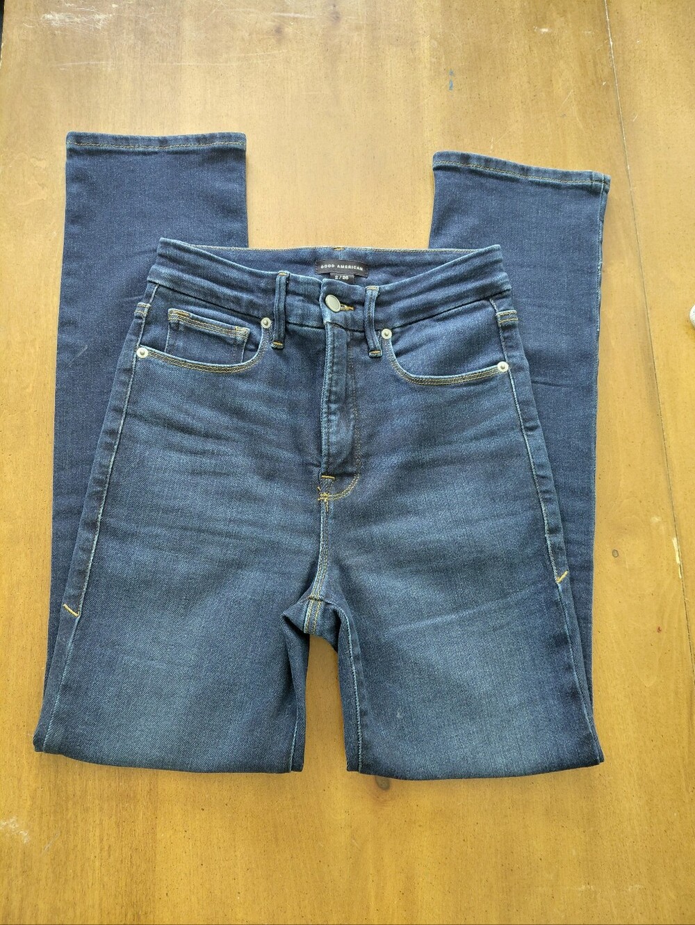 Good American Good Classic Slim Straight Indigo Wash Denim Jeans Size 26/2